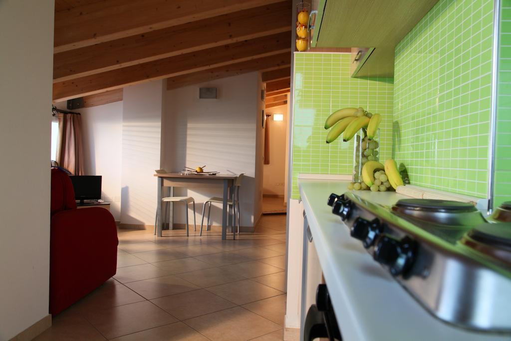 ריצ'יונה Residence Ilario Suite Hotel חדר תמונה