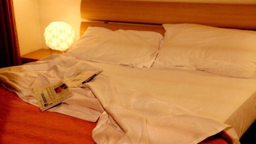 ריצ'יונה Residence Ilario Suite Hotel מראה חיצוני תמונה